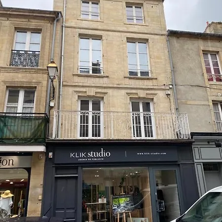 Center 2 * Bayeux