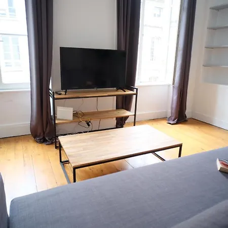 Center 2 Apartamento *
