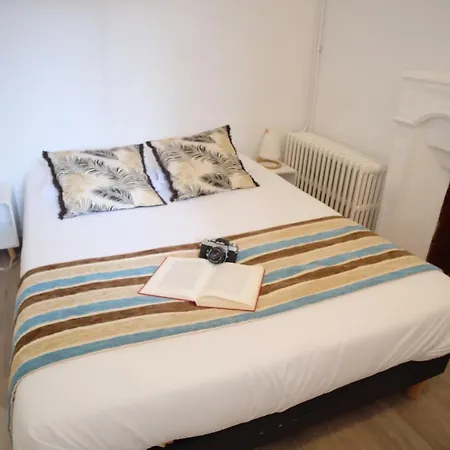 Center 2 Apartamento *